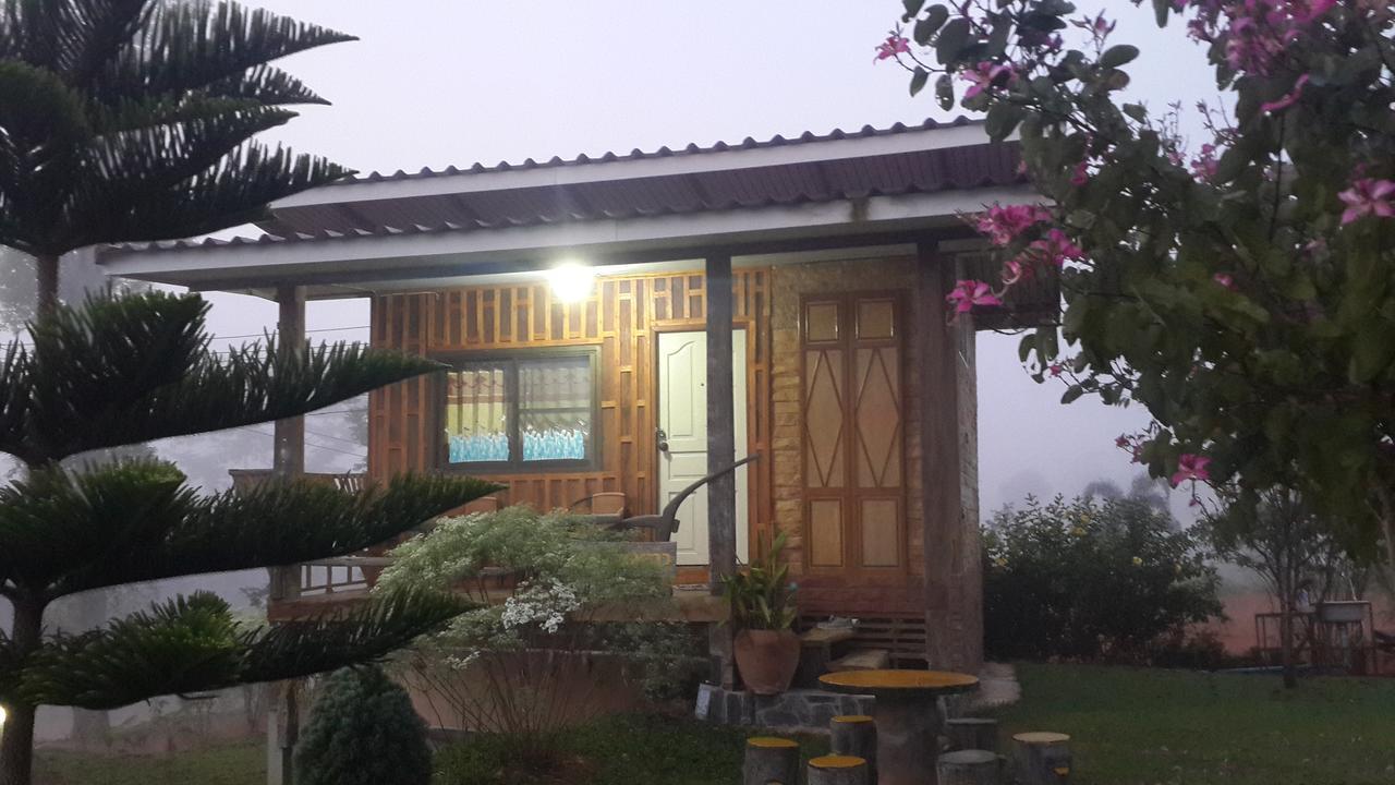 Phu Aram Khao Kho Resort Bagian luar foto