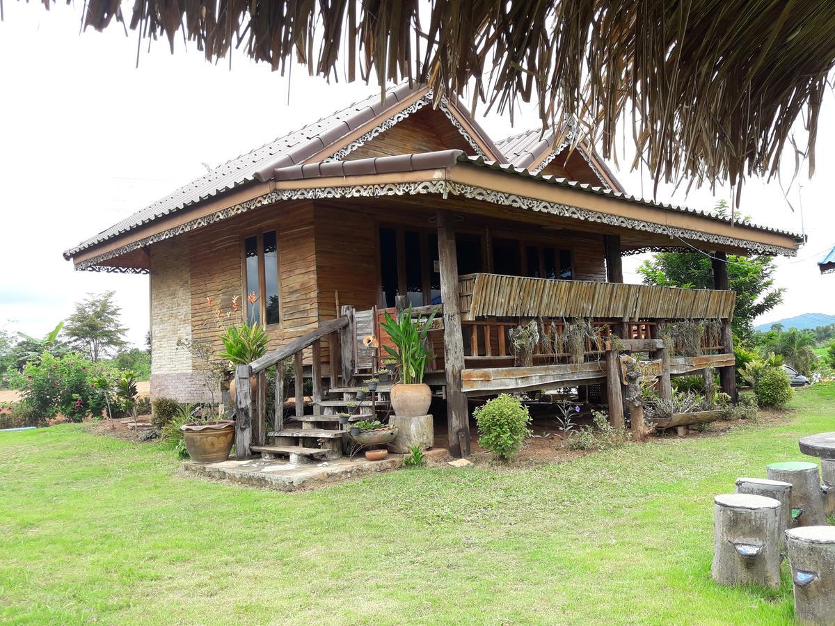 Phu Aram Khao Kho Resort Bagian luar foto